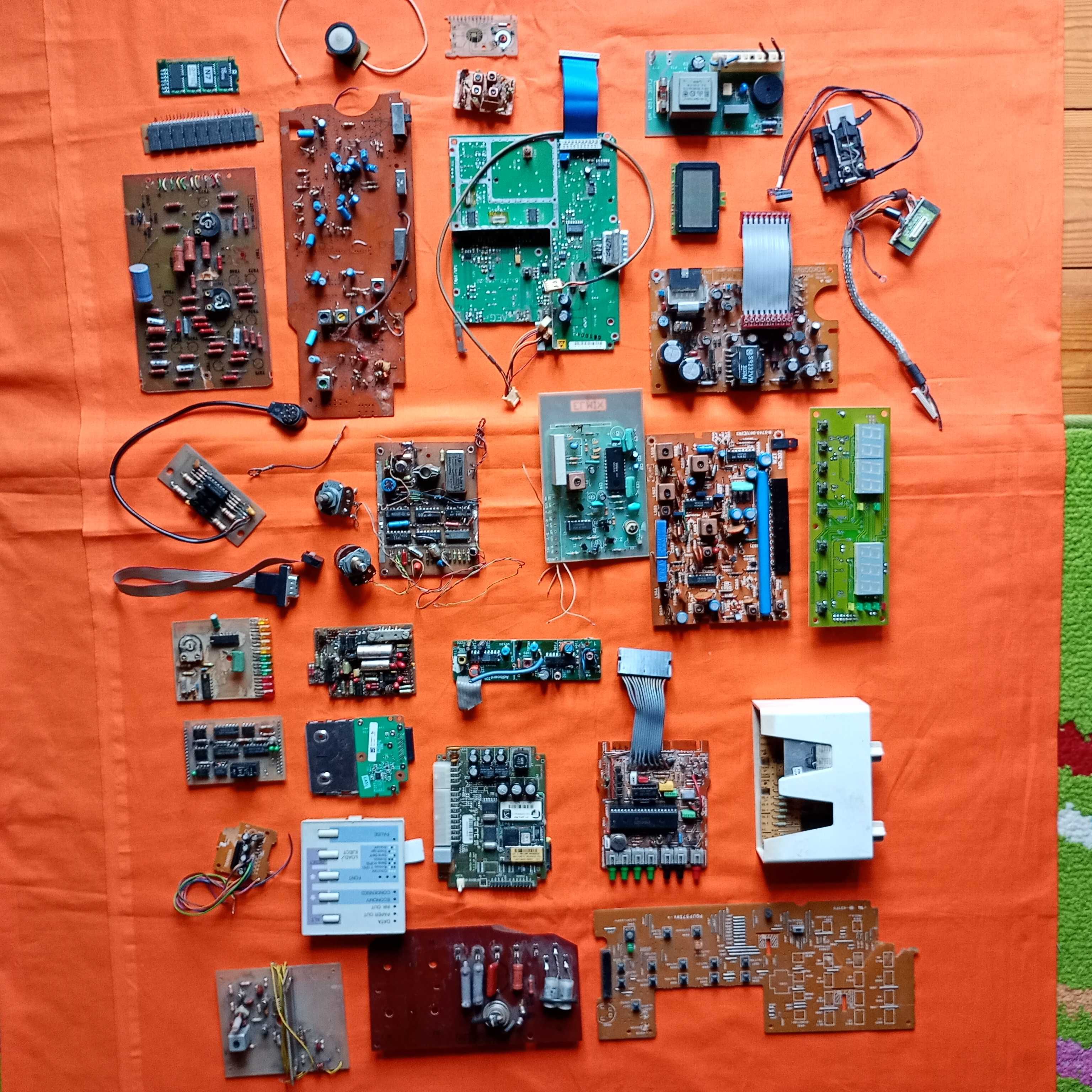 Płytki elektroniczne różne