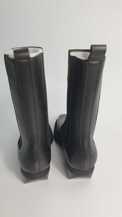 FRIDA by SCHOTT & BRINCK Botki Chelsea 'Adelene' w kolorze Czarny 39