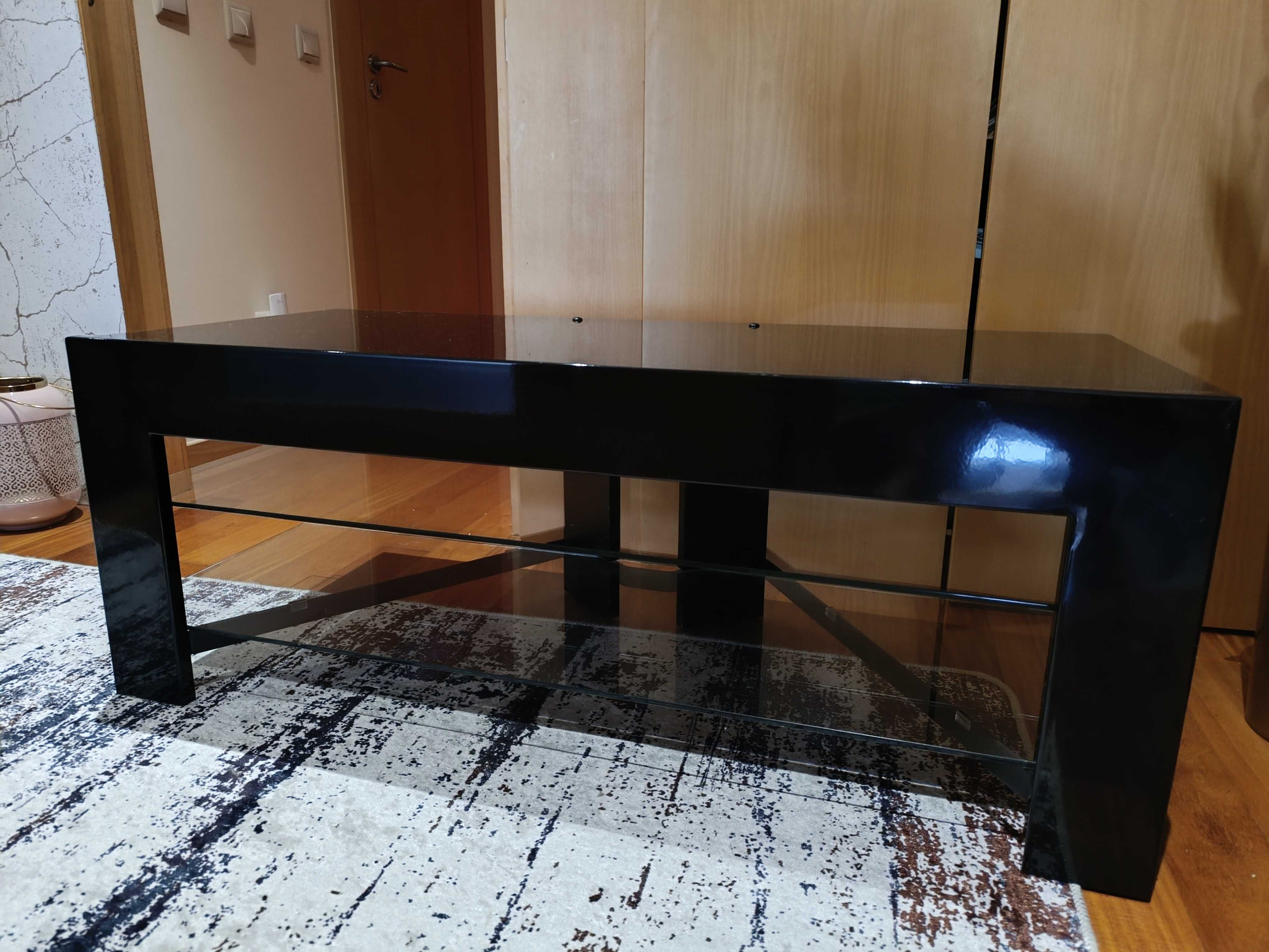 Movel TV preto usado