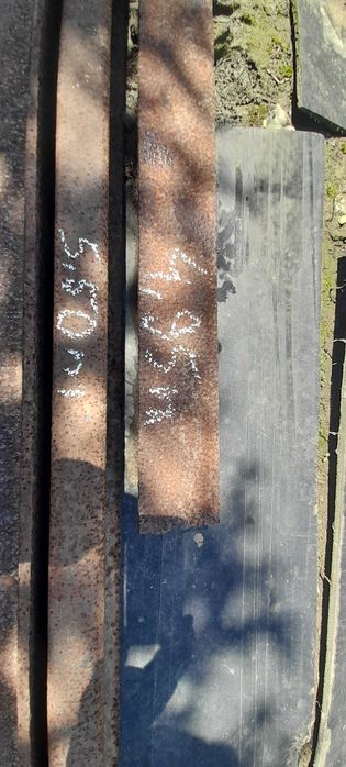 Szyny kolejowe 2 szt 5,50 m i 4,95 m podana cena za 2 sztuki