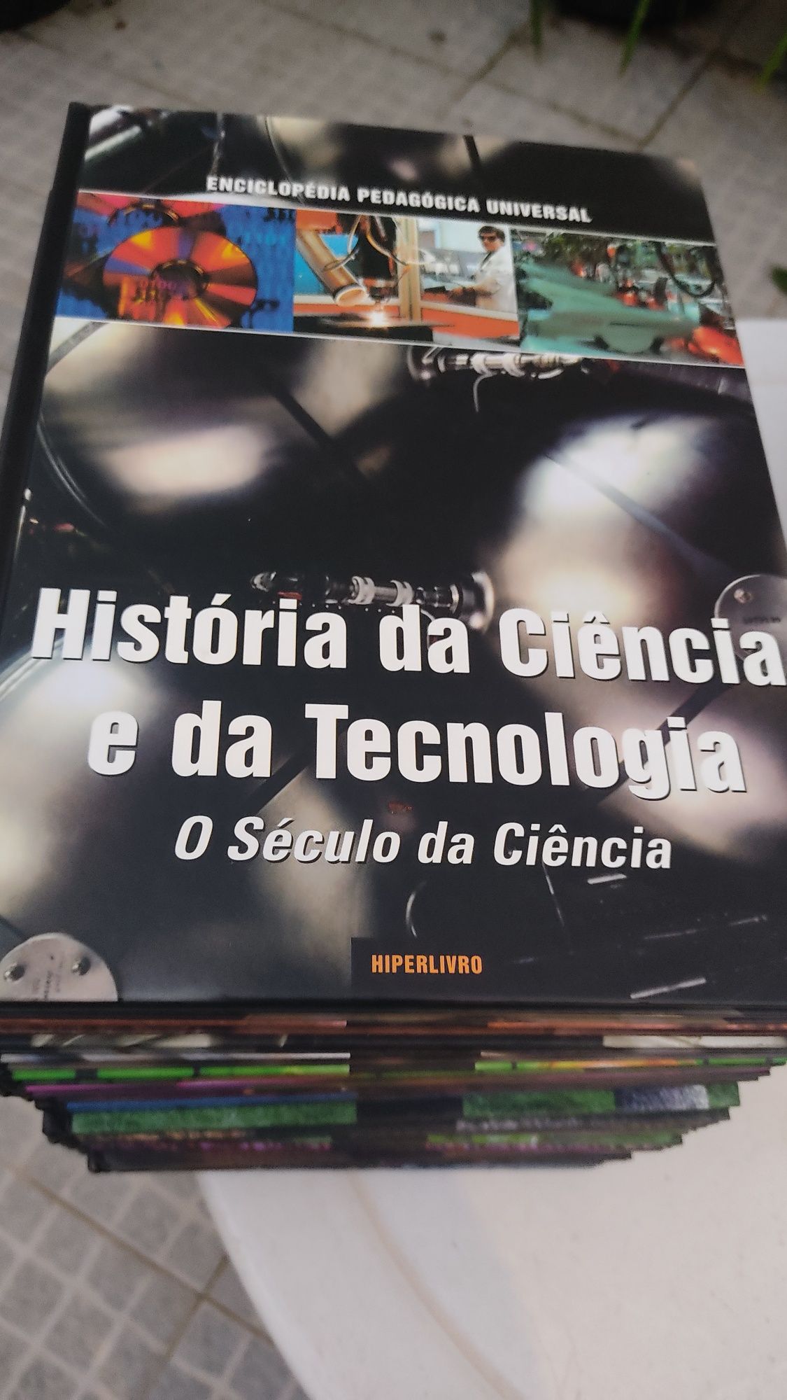 Enciclopédia pedagogia universal