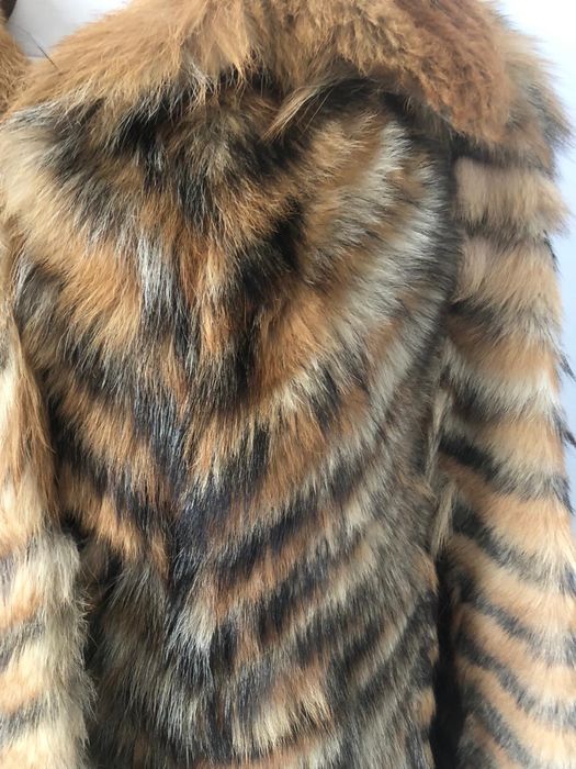 Futro futerko z lisa używane rude rozmiar 38 36 w paski długie