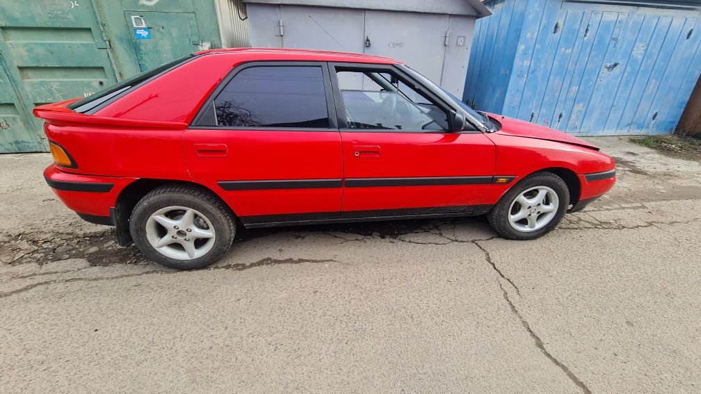 Mazda 323 На ходу