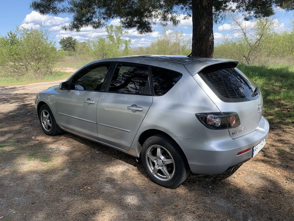 Продам Mazda 3