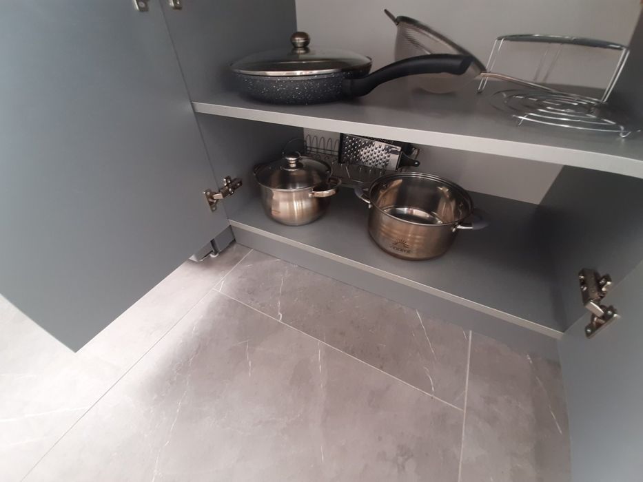 Нова 3 кімн. кв. в самісінькому центрі міста з приват. парковкою.