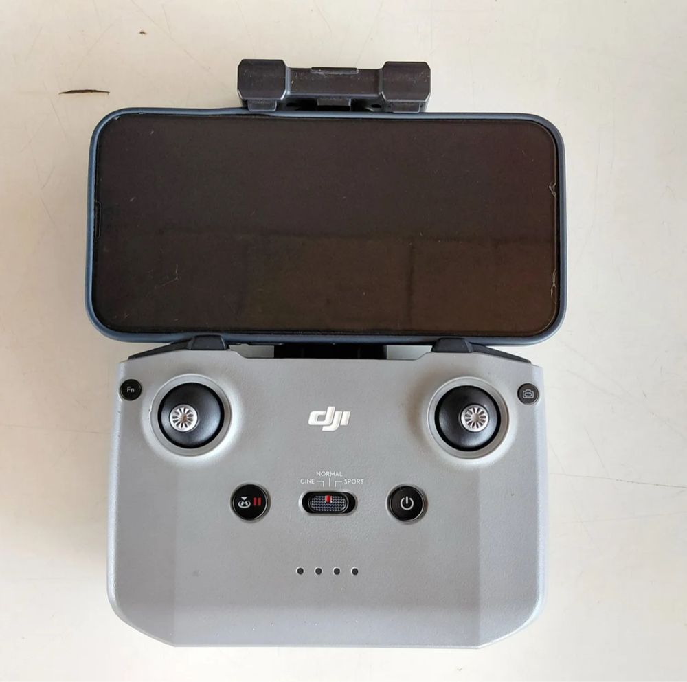 Drone DJI Mini 2 (4K - Autonomia: Até 31 min - Cinzento)