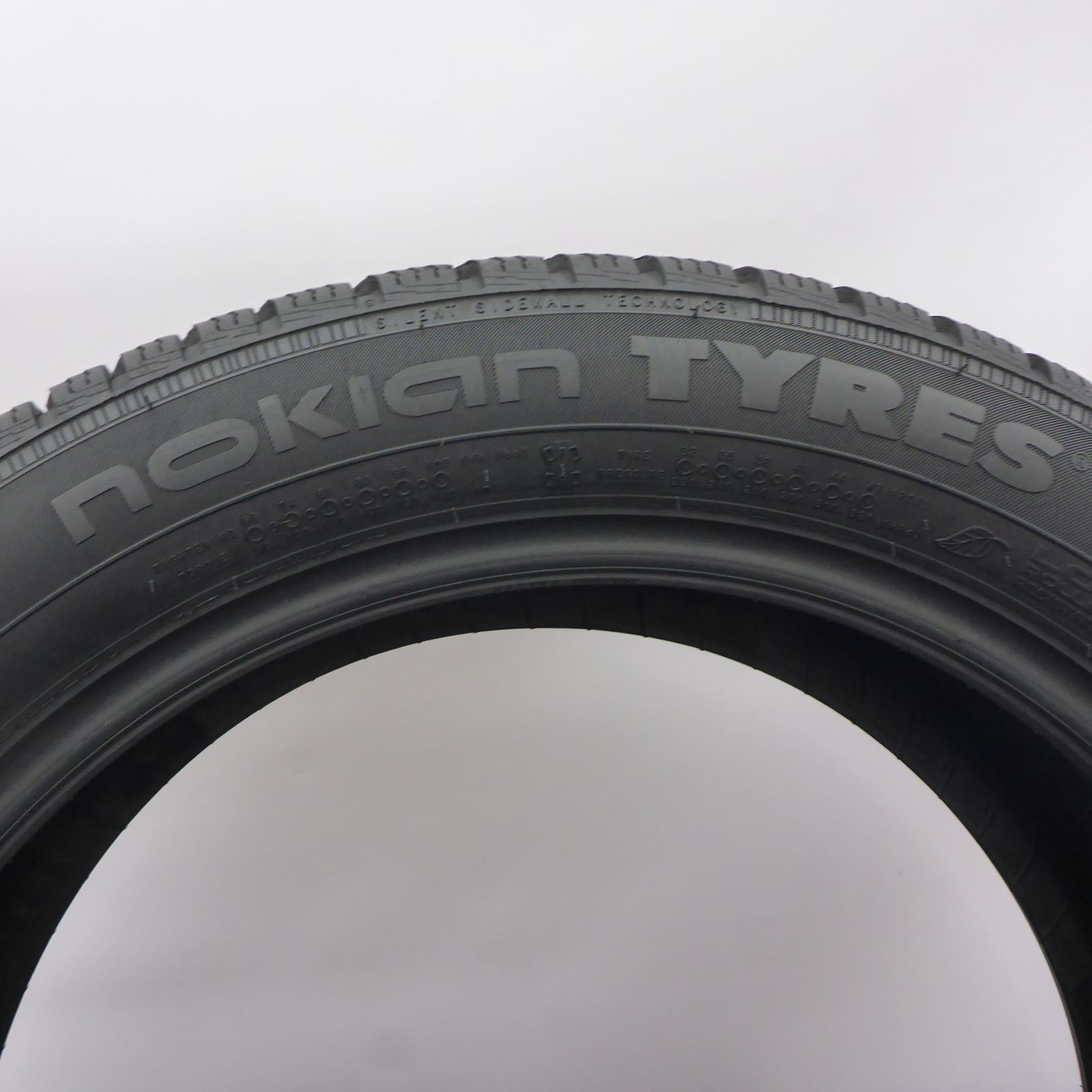 Opony 225/50/18 Nokian 225/50R18 99H Snowproof Zimowe 2022 8mm