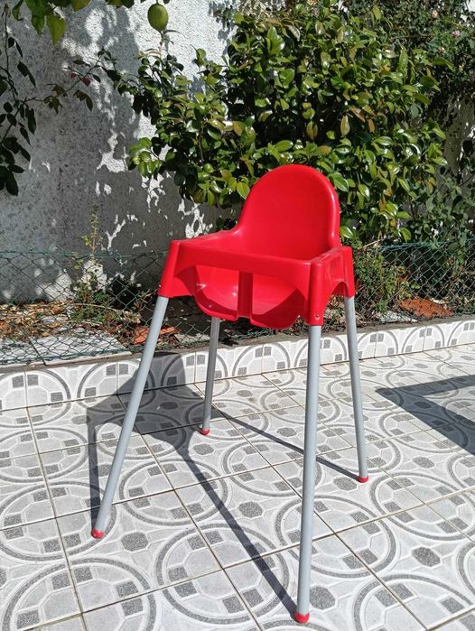 Cadeira de refeição bebé