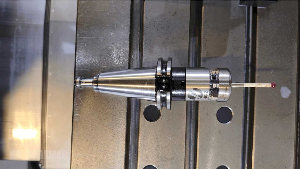 HAAS VF-3SSYT z HRT 210 4X – 2018, 4 osie, centrum obróbcze CNC