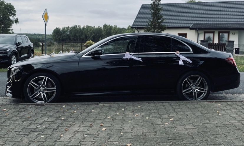 Mercedes E-klasa AMG Auto Wynajem Do Ślubu Wesele Limuzyna Samochód