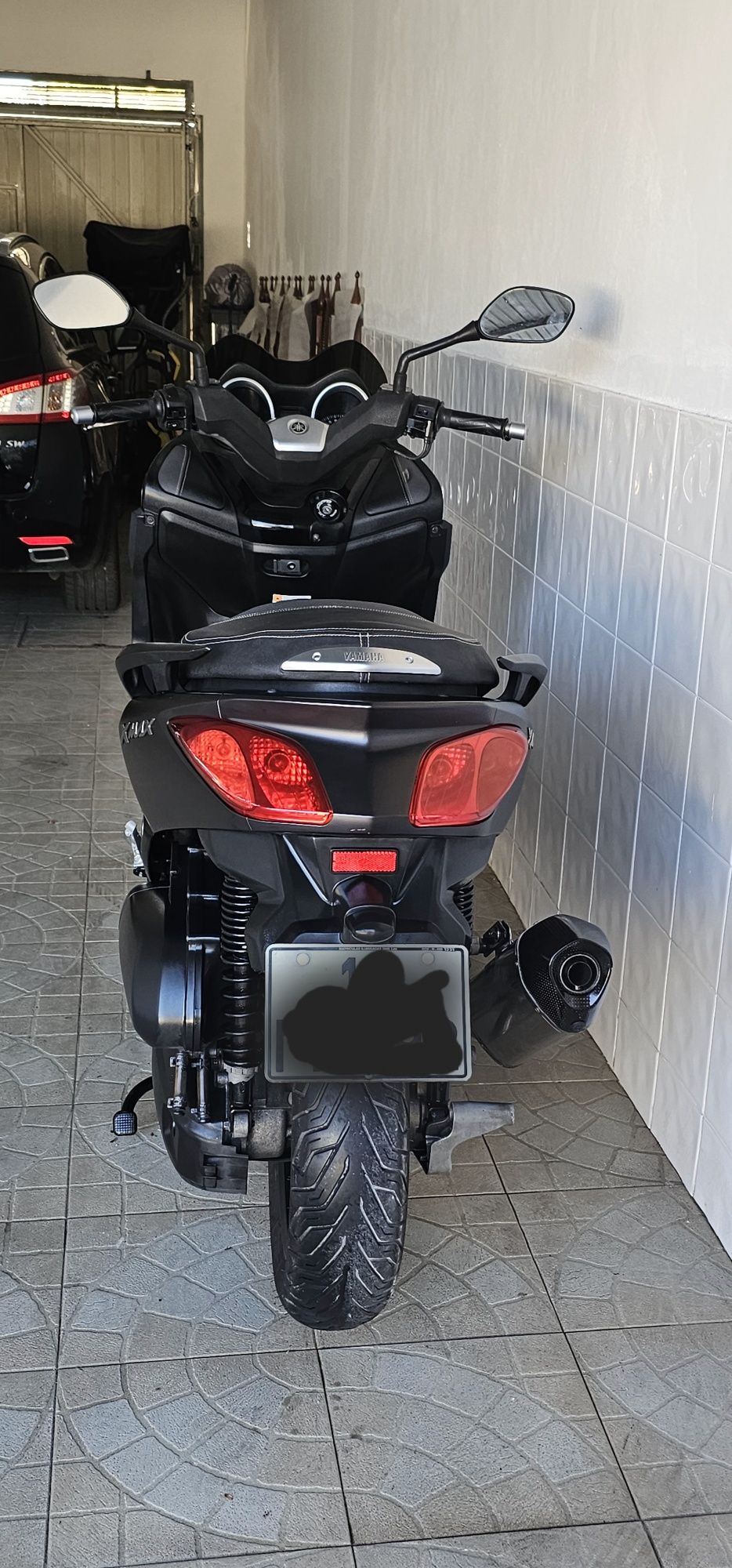 Scooter Versão topo de gama (business) com ABS,