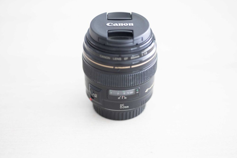 Objetiva Canon EF 85mm f1.8