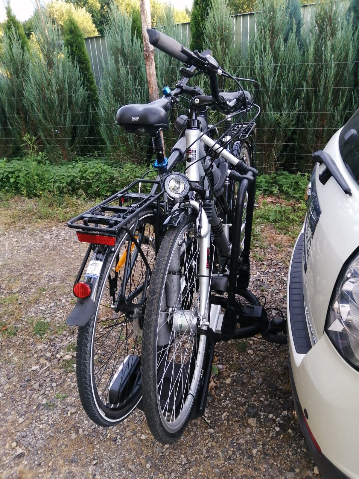 Thule VeloCompact 924 - aluminiowy bagażnik na hak, na 2 rowery.