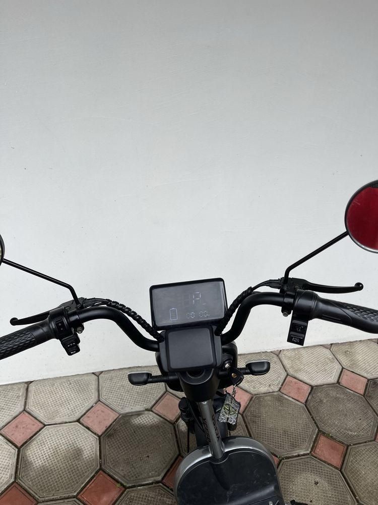Електроскутер New Bike