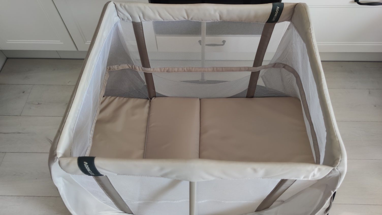 Łóżeczko łóżko turystyczne/ kojec dla dziecka, niemowlaka AeroMoov