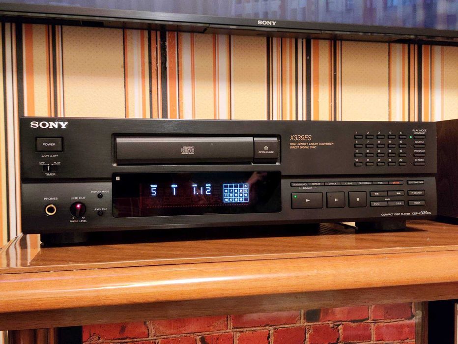 Sony CDP-X339ES проигрыватель CD дисков, видео работы