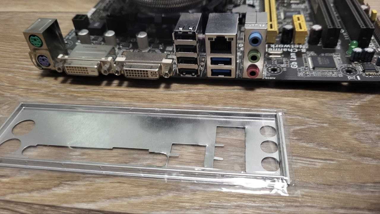 Комплект i3 4130+ asus h81m-d+8gb ddr3+куллер Socket 1150