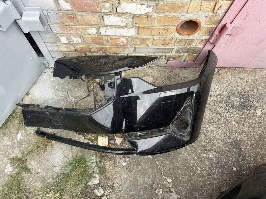 Бампер Polestar2