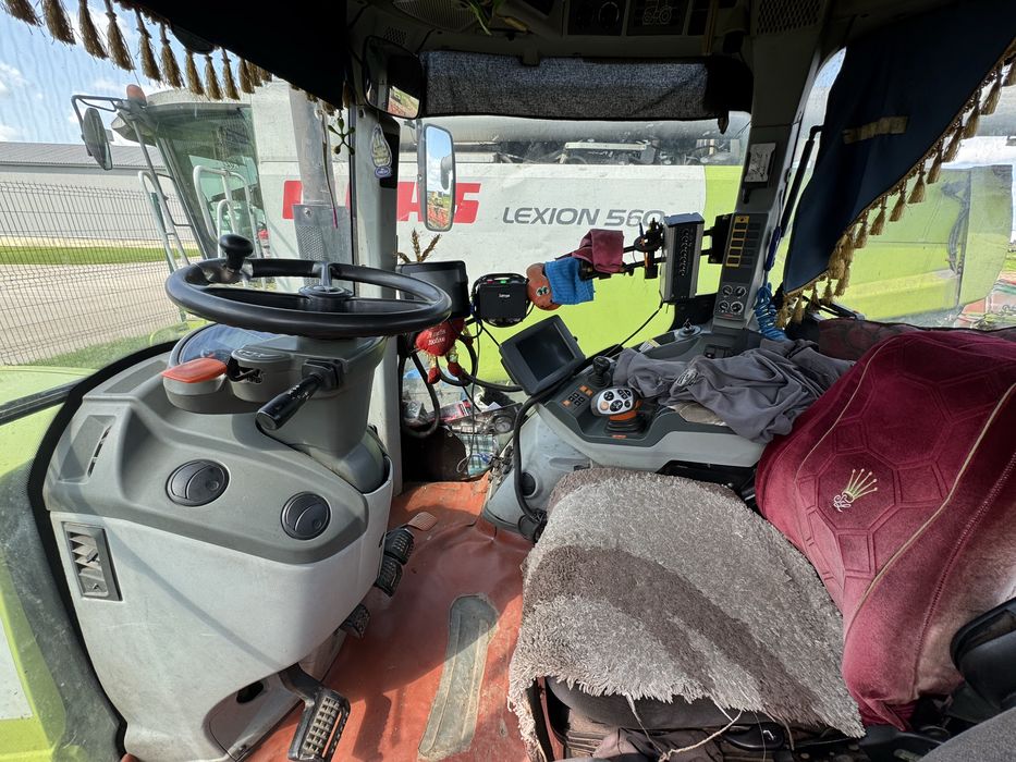 Трактор Claas Axion 940