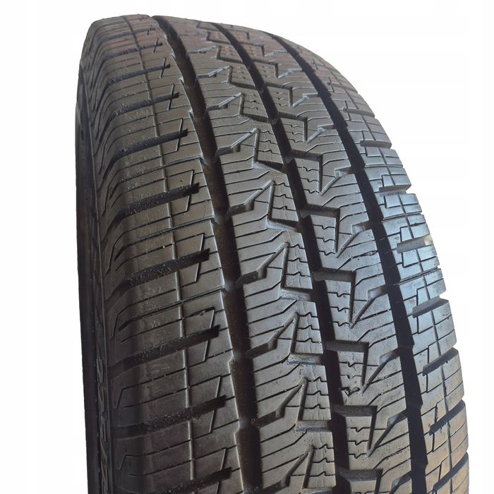 Continental vancontact camper 225/75 R16C 118R 8-8.5mm 2022