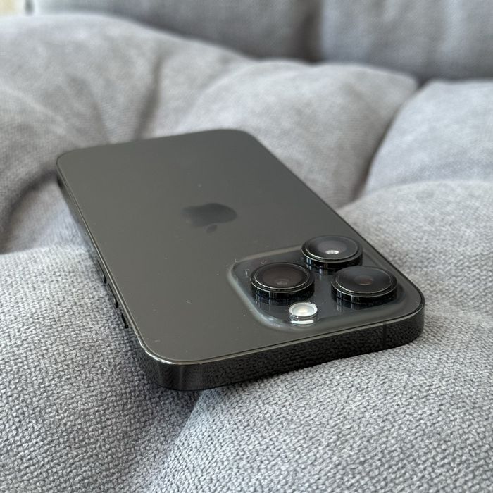 Apple iphone 14 Pro Black на гарантии