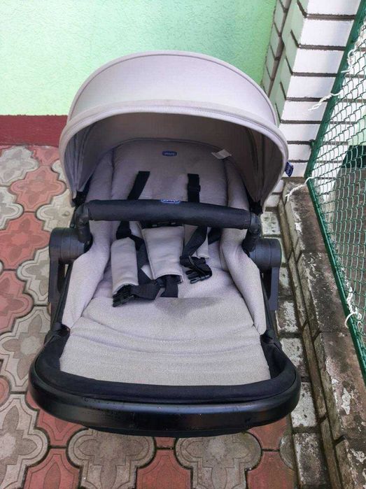 Коляска Chicco best friend 2 в 1
