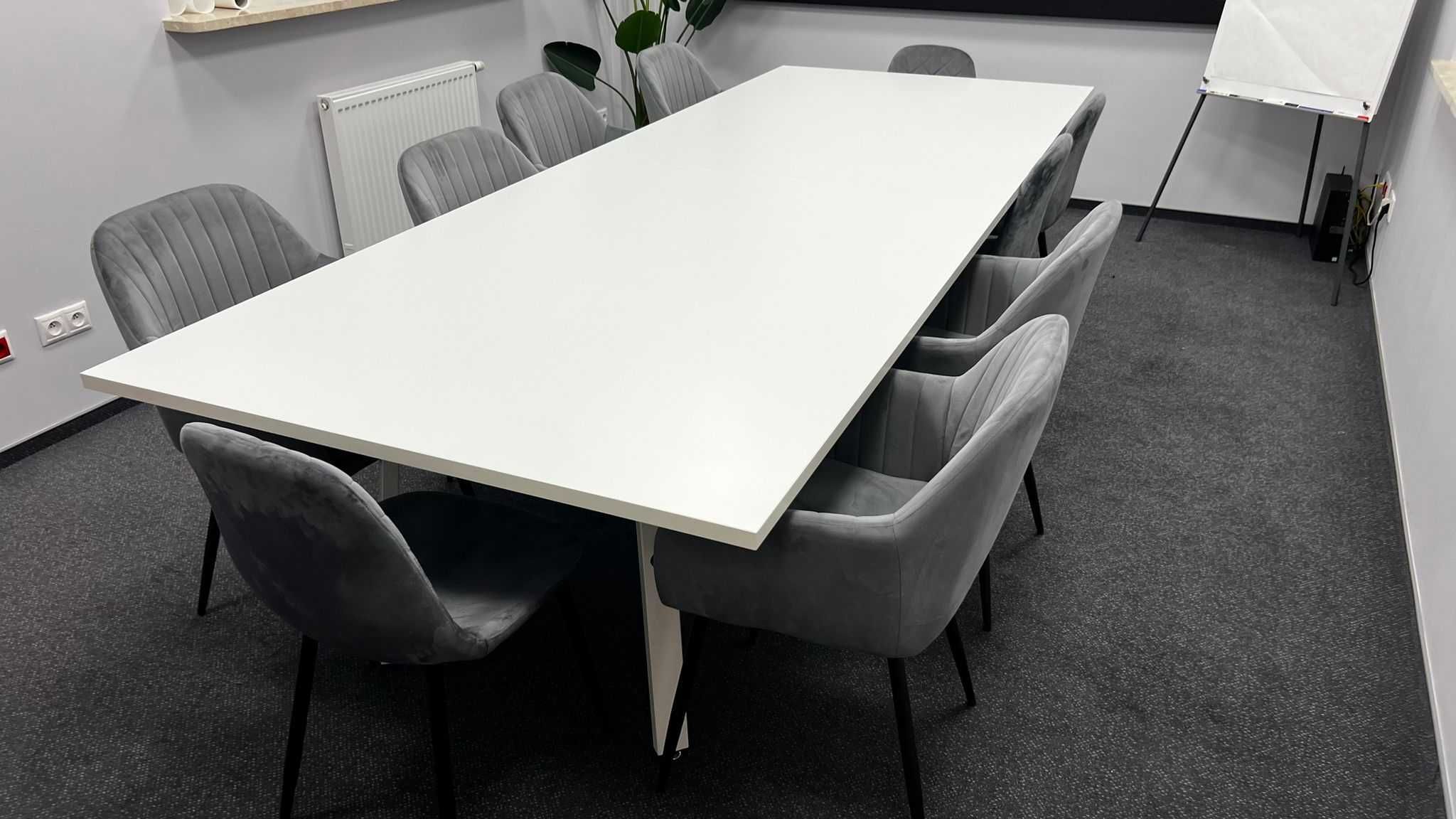 Stół konferencyjny 320x120 cm.