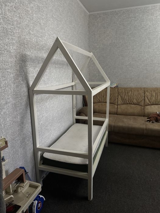 Дитяче ліжко з ортопедичним матрасом