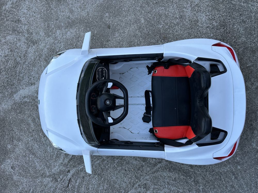 Auto na akumulator Carbio GT Z4