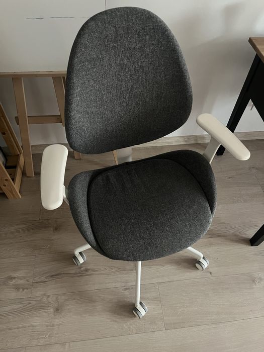 Krzesło biurowe Gunnared szare białe HATTEFJÄLL Ikea