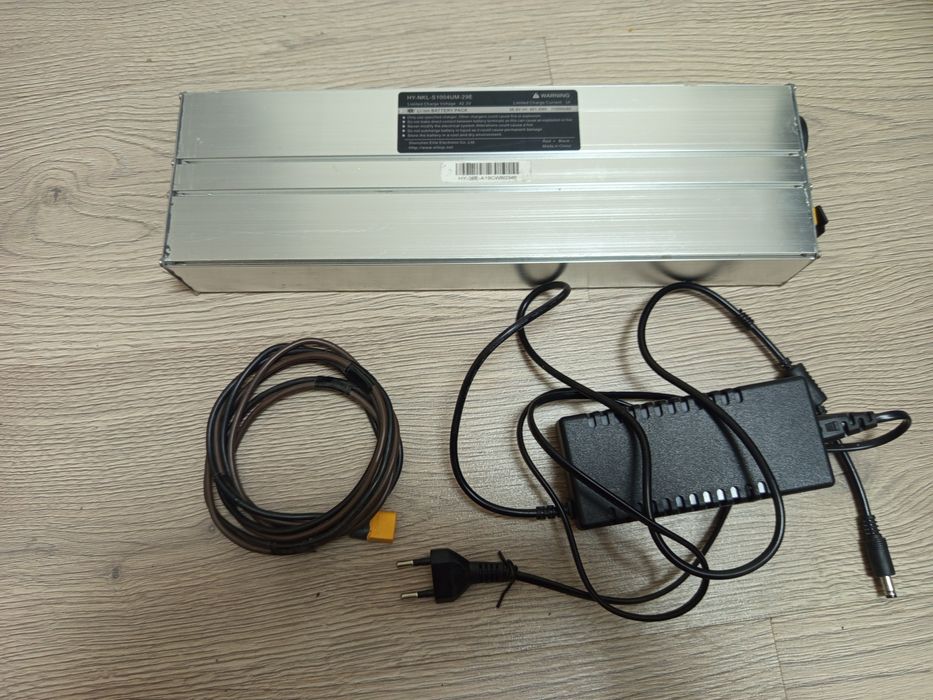 SAMSUNG 18650 Li ion акумулятор , павербанк , power bank , батерея