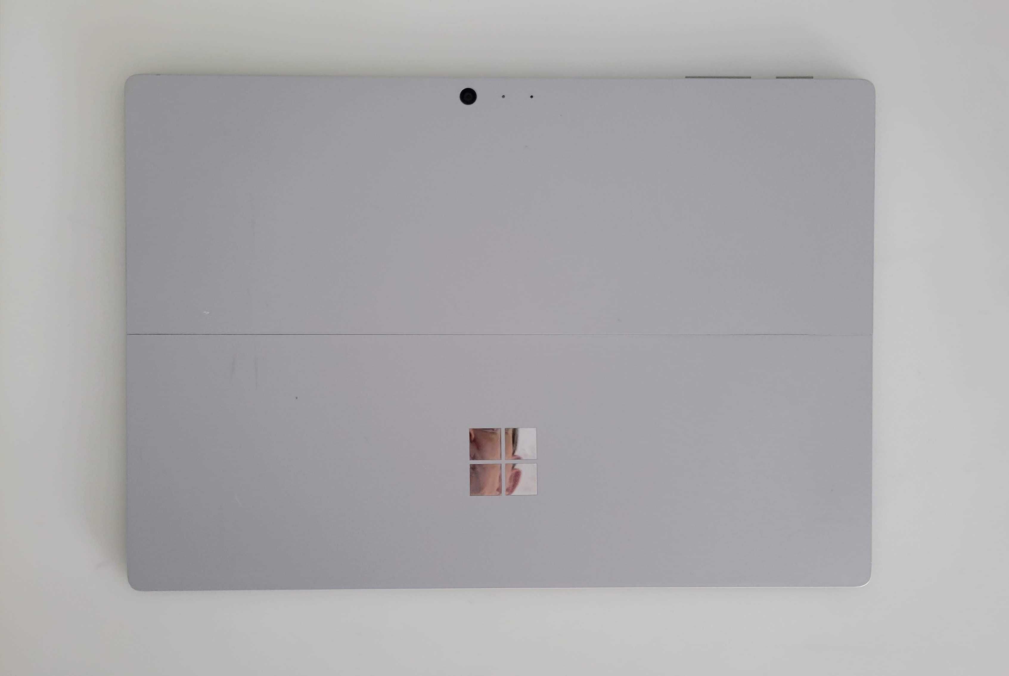 Microsoft Surface Pro, i7-6650U (12,3", 8 GB RAM, 256 GB SSD)