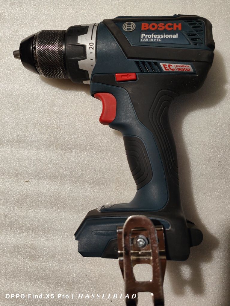 Шуруповерт, гайковерт Bosch GSR 18 V