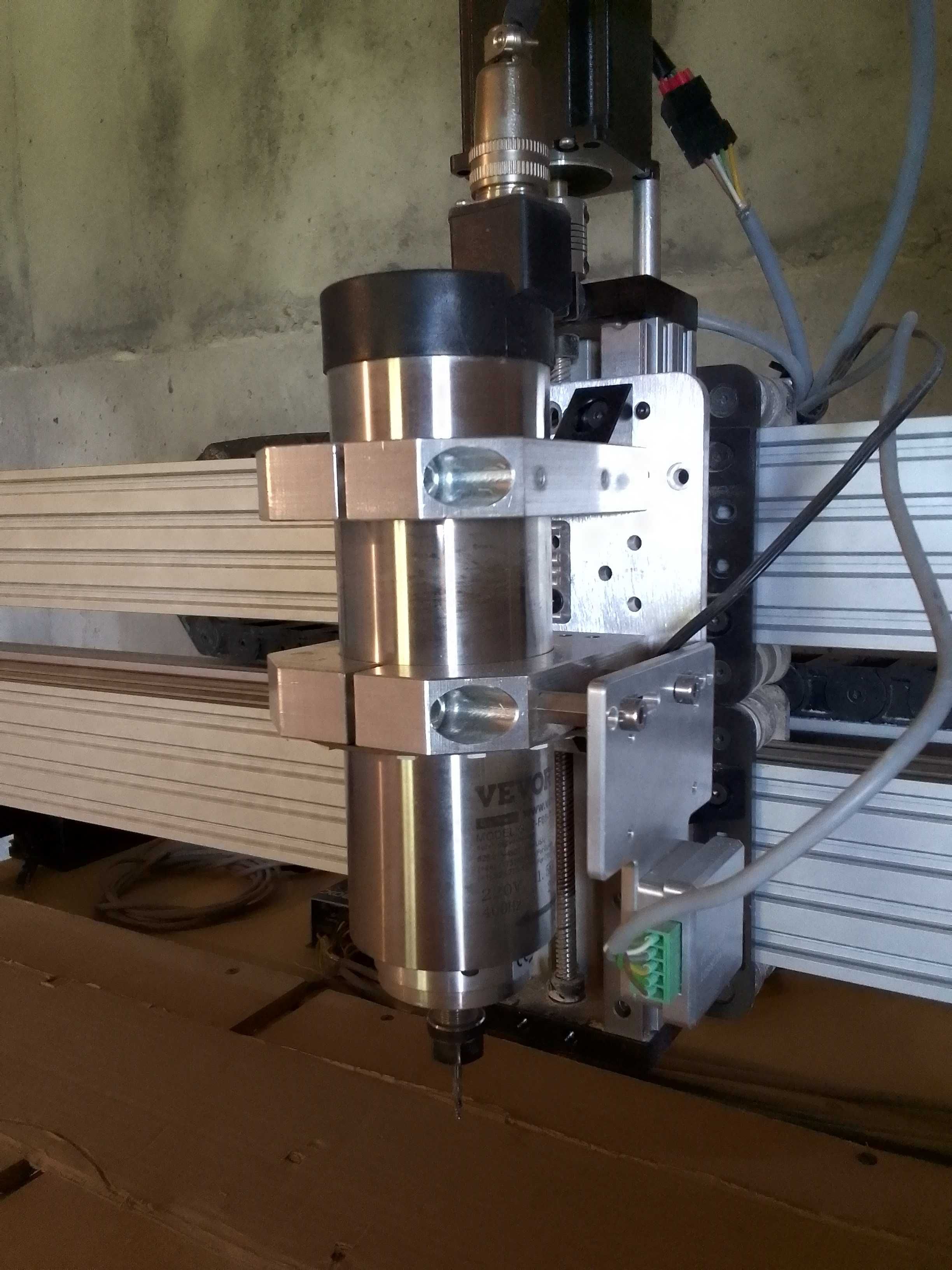 Frezarka CNC PRO LEAD 1010 (750x810x90mm) z dodatkowym Laserem