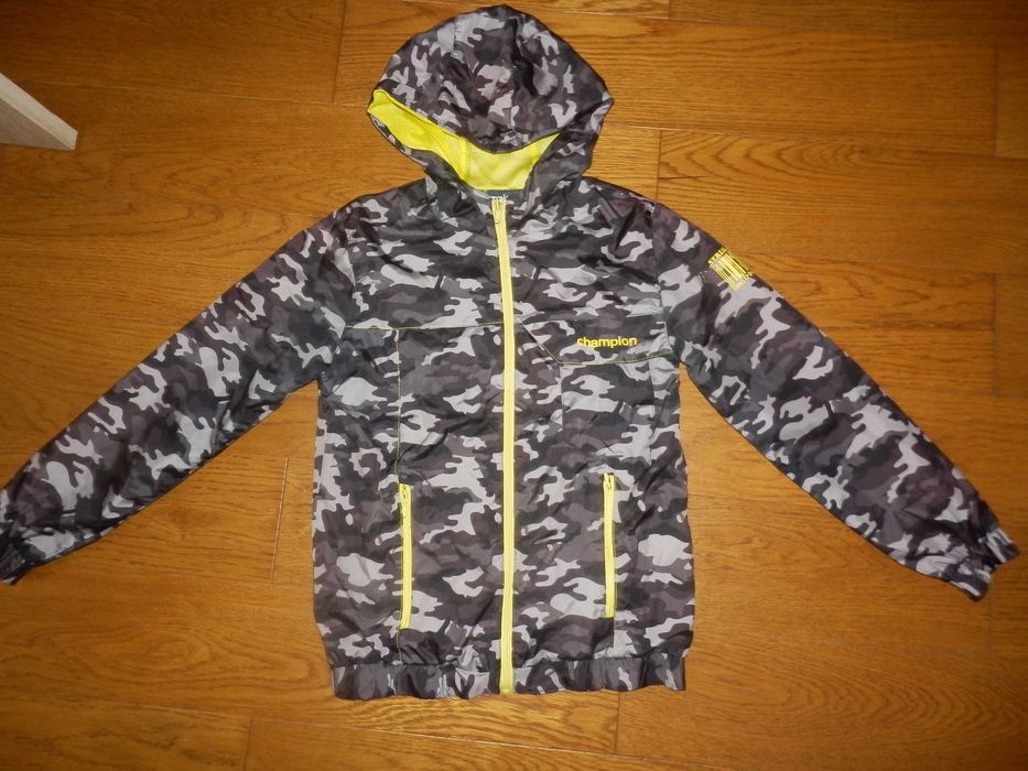 Kurtka wiatrówka dla chłopca rozm.122-128