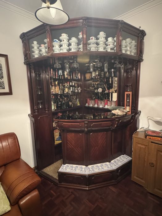 Bar antigo impecavel