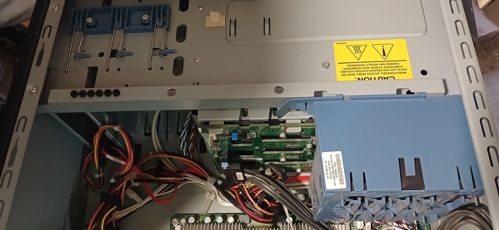 Сервер HP ProLiant ML150G5
