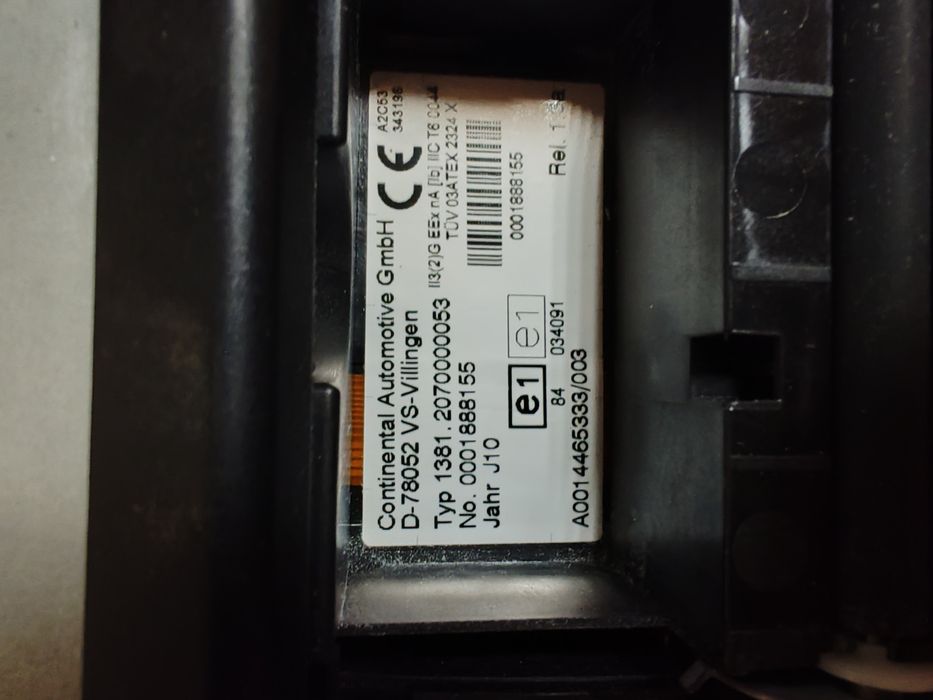 Цифровий тахограф на Мерседес 24 вольта