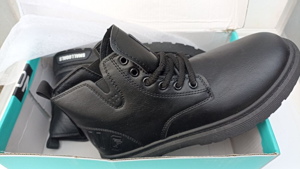 Мужские ботинки в британском стиле