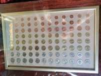 Moedas não circuladas de 2001 emolduradas em