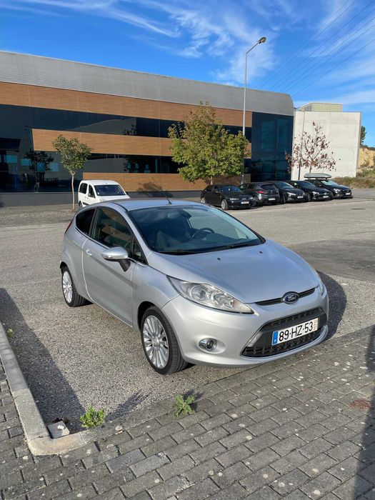 Ford Fiesta 1.6 TDCI 90cv 5 lugares