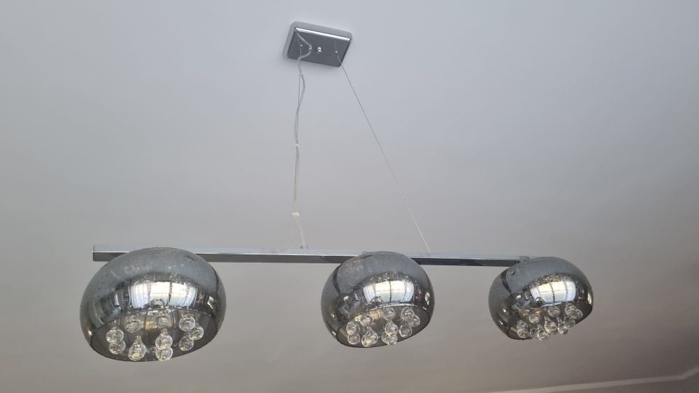 Lampa wisząca z kryształkami