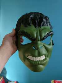 Maska Hulk z wbudowanym syntezatorem mowy