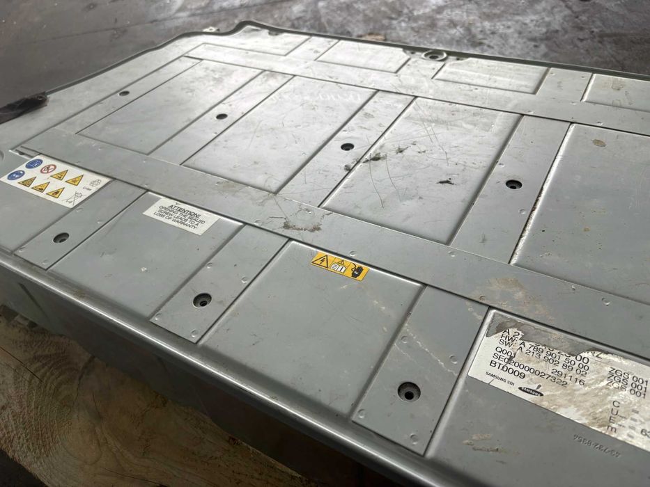 Mercedes bateria miekka hybryda 205/213