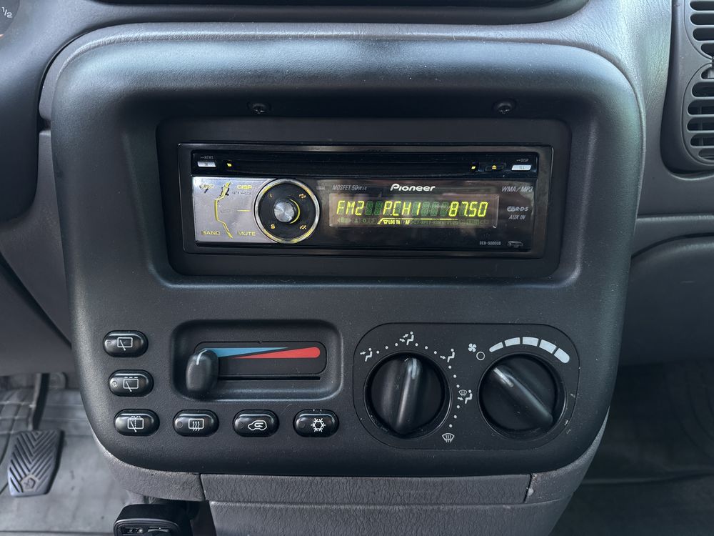 Dodge ram van 2000р
