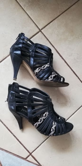 Buty damskie na obcasie 7cm. R 37