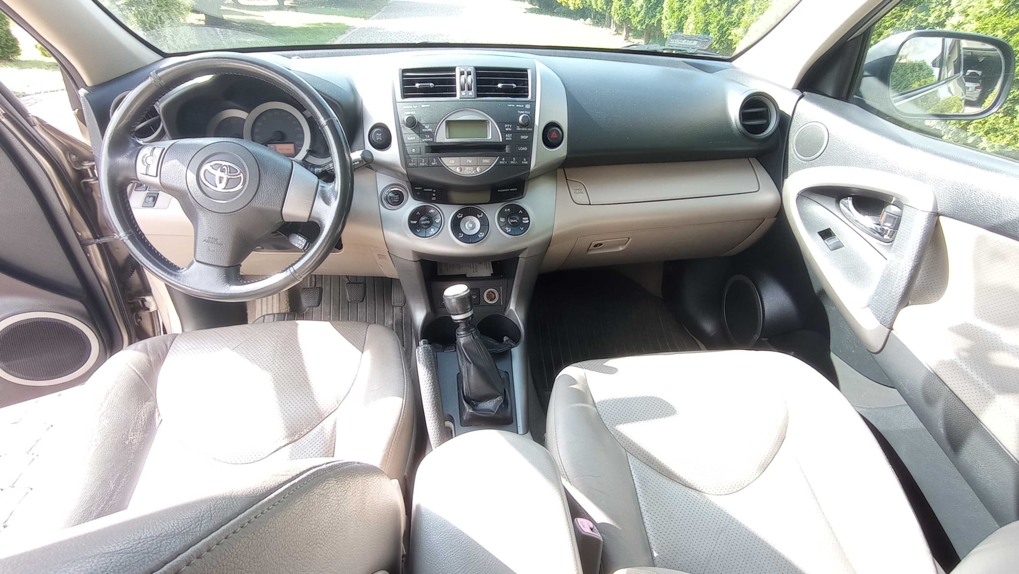 Toyota RAV 4 2.2