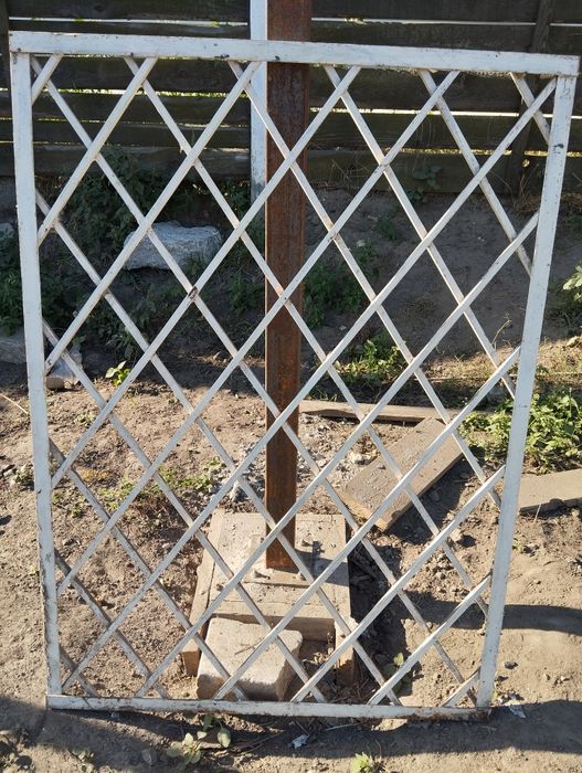 Металеві решітки на вікна 5 шт