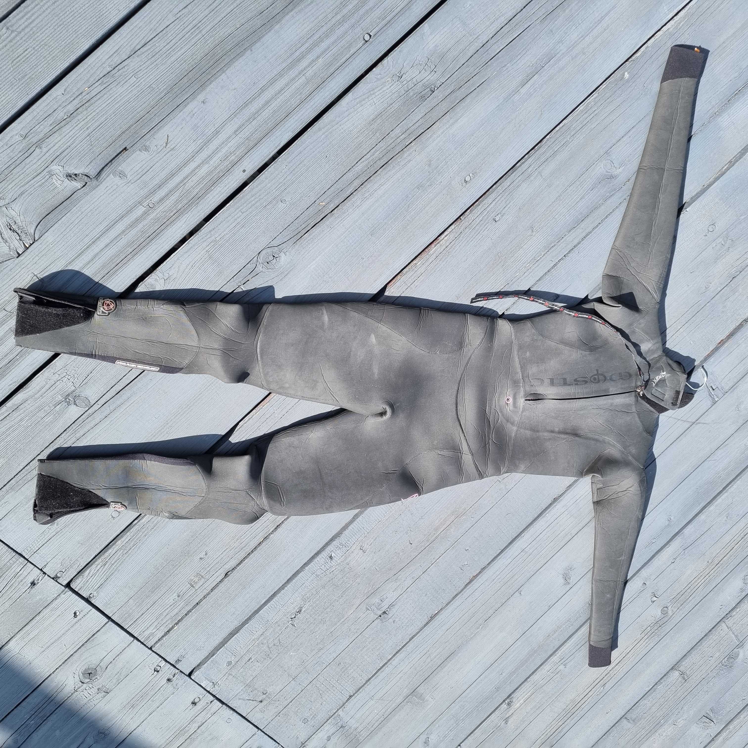 Pianka neoprenowa mistic rozmiar L 40