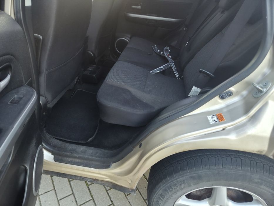 Suzuki grand vitara 2 2005 bezyna plus LPG